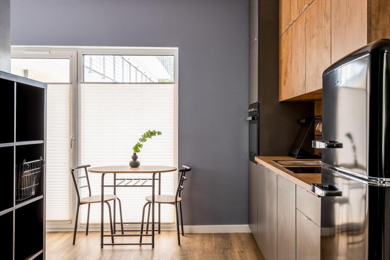 Adler Chill - Prywatny Taras Przy Pokoju, Dostep Na Kod, Parking Hotel apartamentowy Łódź